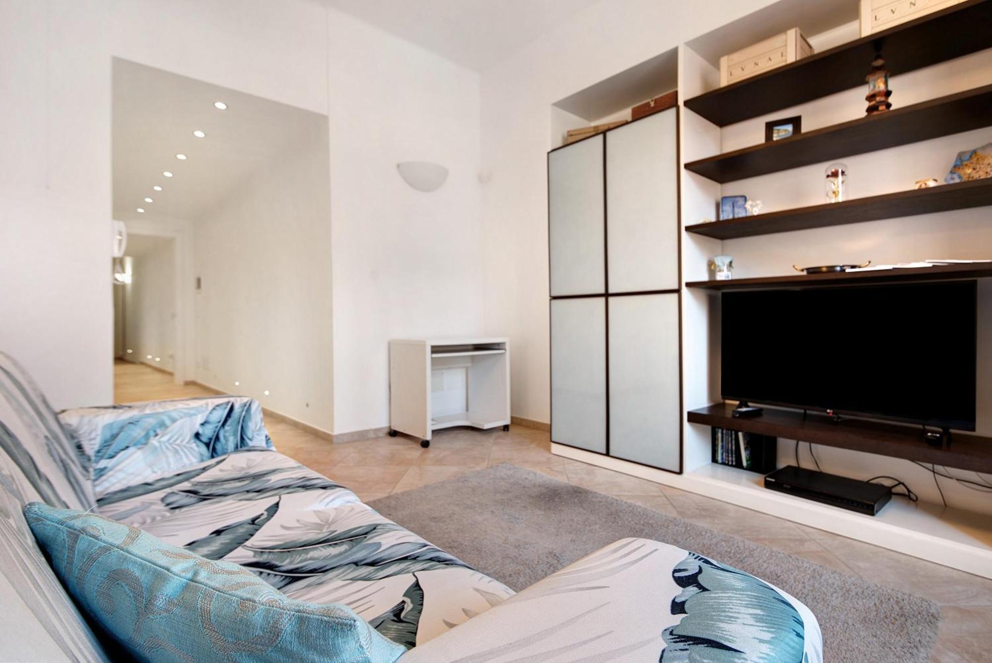Apartment Casa Mare 1 *